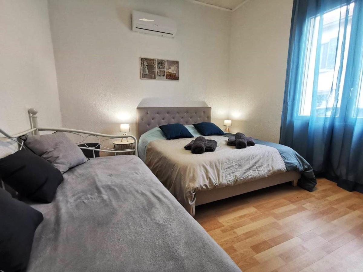 Apartament L'Hypercentre - Clim - Terrasse - Wifi Miramas Zewnętrze zdjęcie