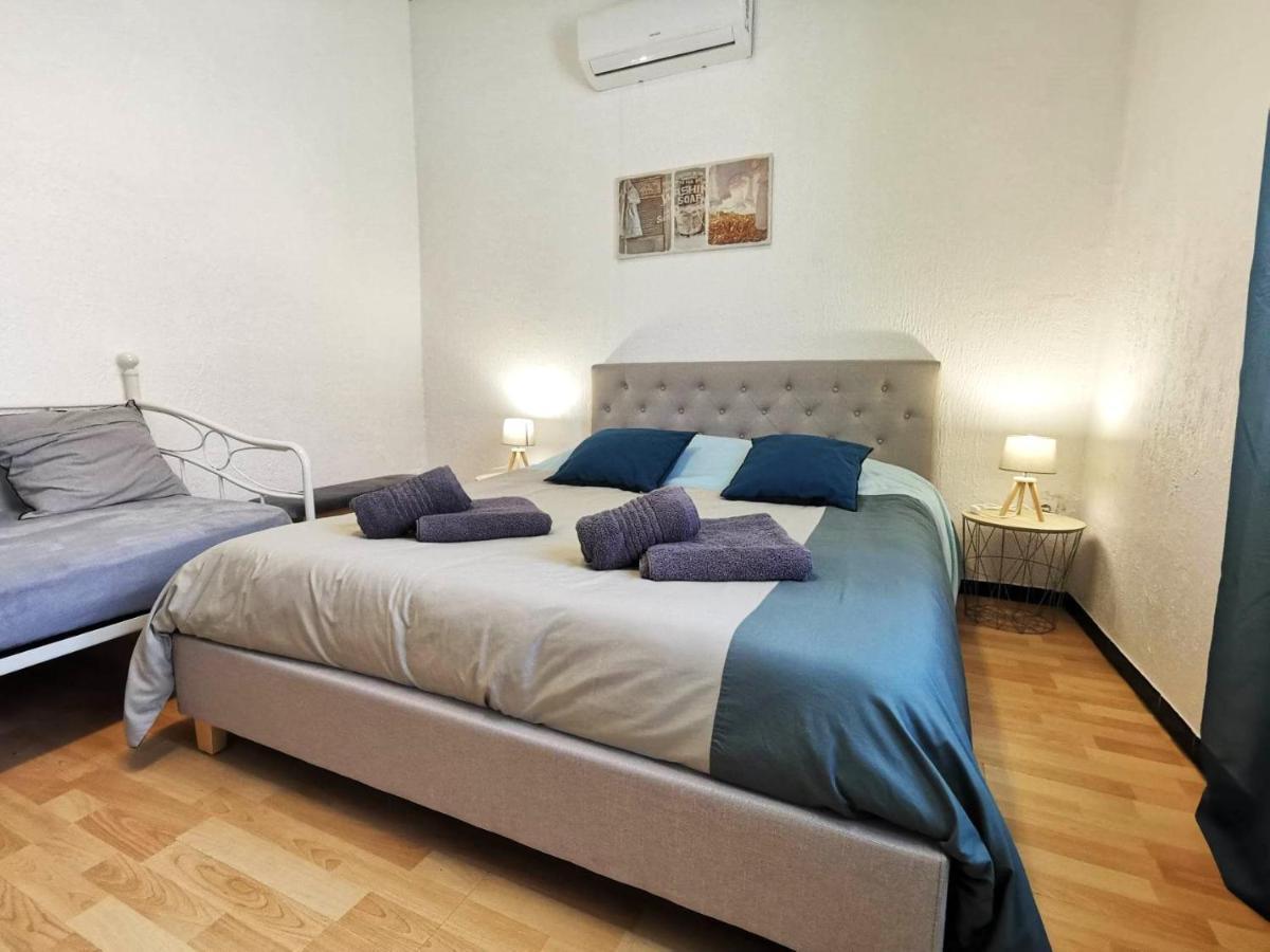 Apartament L'Hypercentre - Clim - Terrasse - Wifi Miramas Zewnętrze zdjęcie