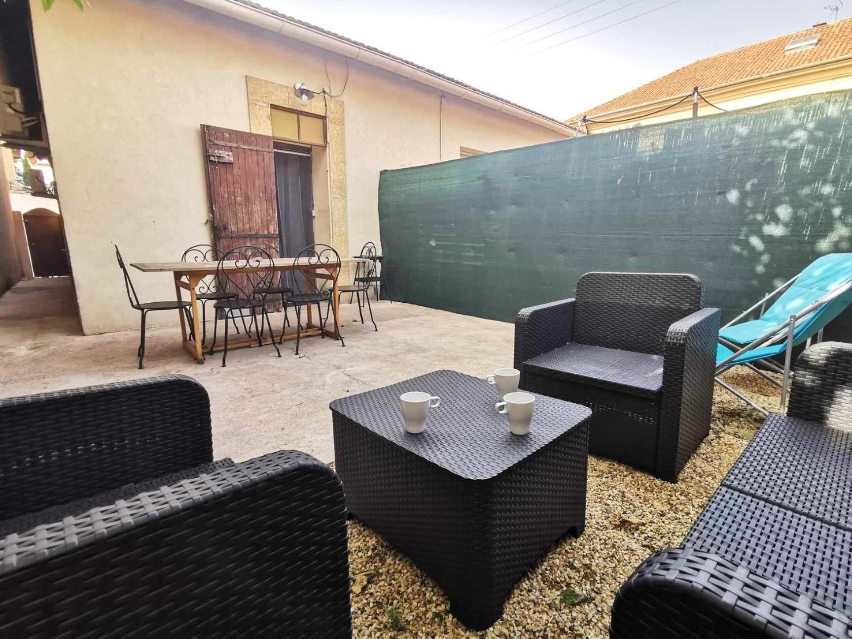 Apartament L'Hypercentre - Clim - Terrasse - Wifi Miramas Zewnętrze zdjęcie